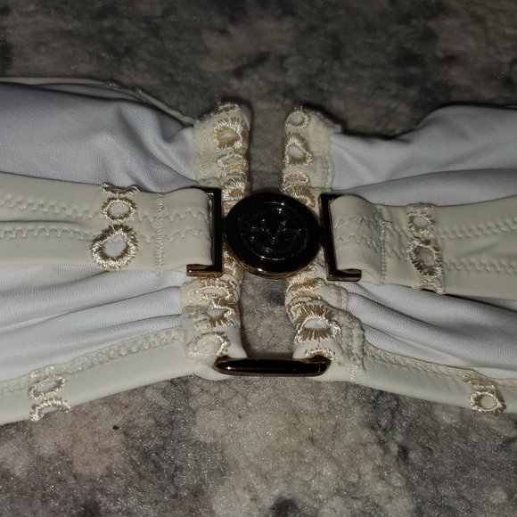 Victoria Secret Bikini || Large bottom Medium Top - Picture 7 of 10